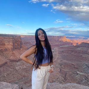 Meet your Posher, Fernanda